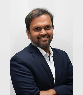 Global ESG finance expert